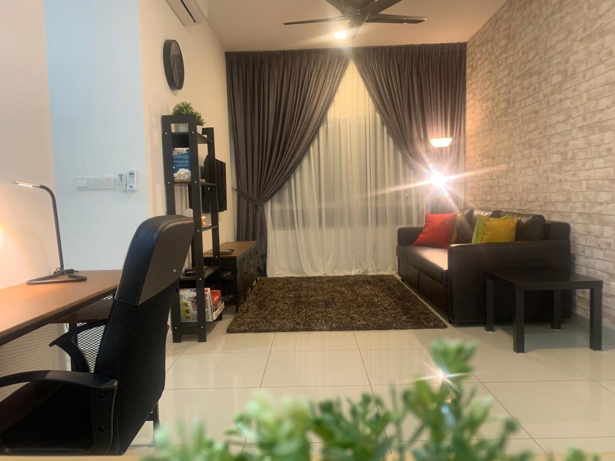 Relaxed Family Staycation, Pool View W Wifi N Netflix Bangi Exterior foto