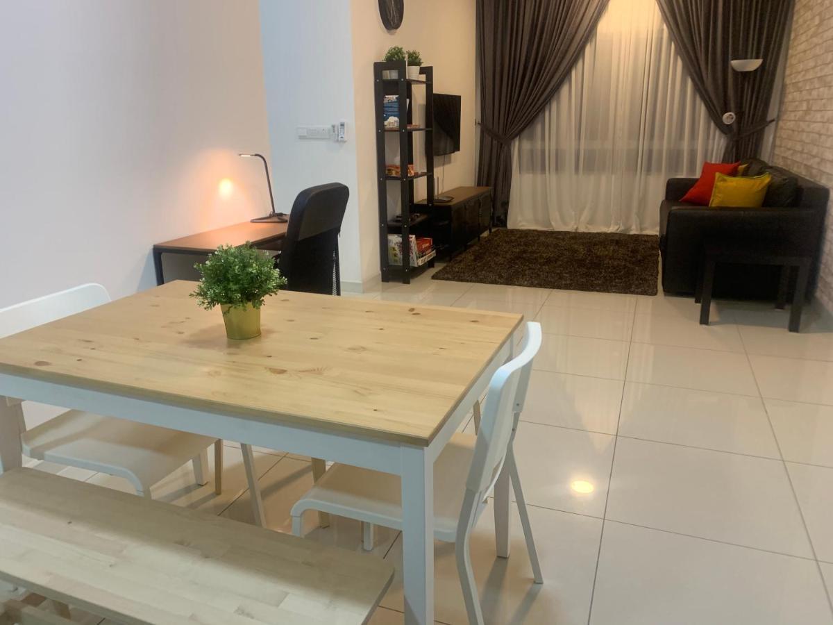 Relaxed Family Staycation, Pool View W Wifi N Netflix Bangi Exterior foto